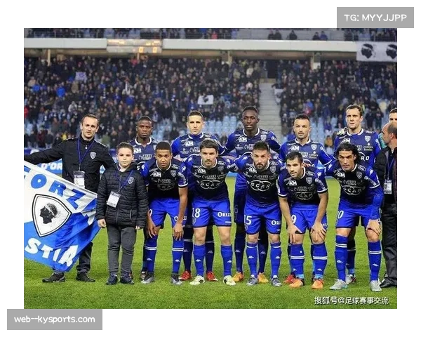 卡拉巴赫主场迎战纽卡斯尔 挪威裁判埃斯科斯执法本场比赛